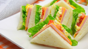 �T���h�C�b�`